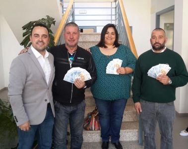 ENTREGA LOTES PARA GASTAR EN EL COMERCIO LOCAL