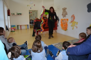 ALFOZ CELEBRA EL DÍA DEL LIBRO INFANTIL CON LOS MÁS PEQUEÑOS