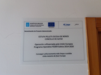 INSTALANSE ESTUFAS DE PELLETS NAS ESCOLAS DE NENOS E NENAS DE ADEL&Aacute;N