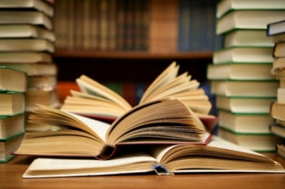 HORARIO DE VER&Aacute;N BIBLIOTECA